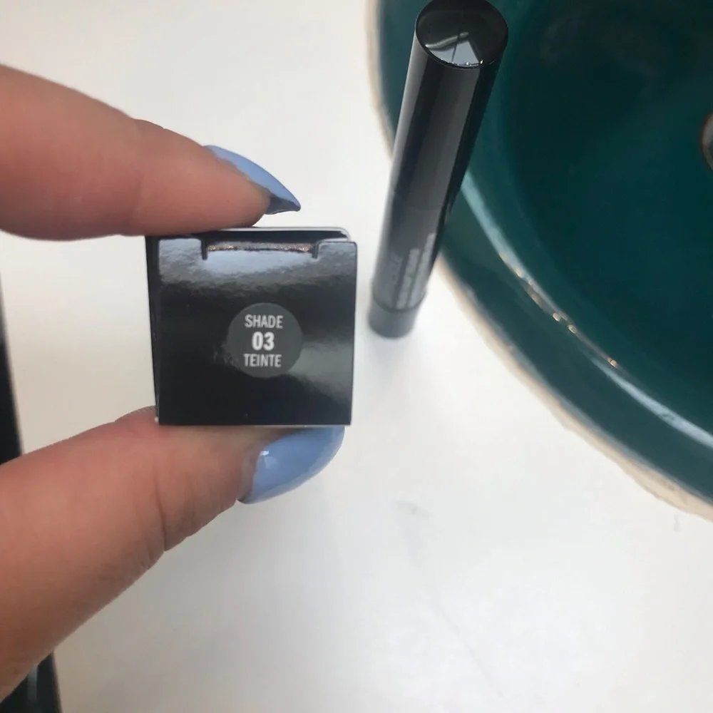 NIB JAPONESQUE EYELIGHTER